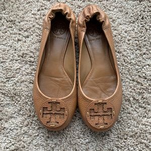 Cognac brown Tory Burch Minnie flats